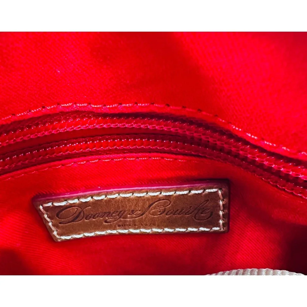 Dooney & Bourke no longer